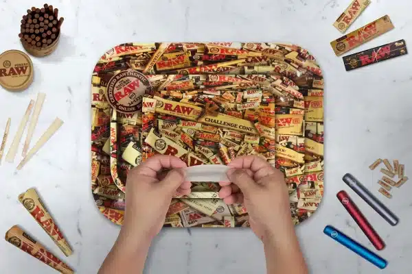 Raw Metal Rolling Tray Mix - Medium